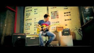 ARIEL NOAH with GREENLIGHT Designing and Making a Guitar