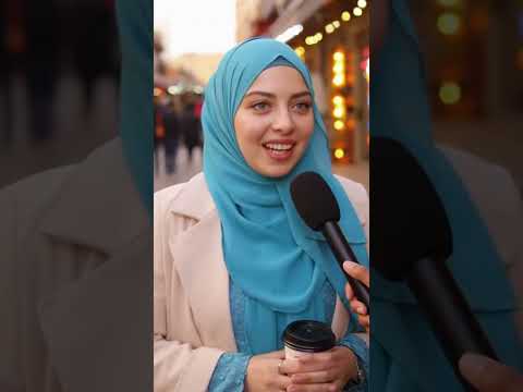 صاحبي وصاحبه واحـد من القـدام وواحد من اللـور هباال