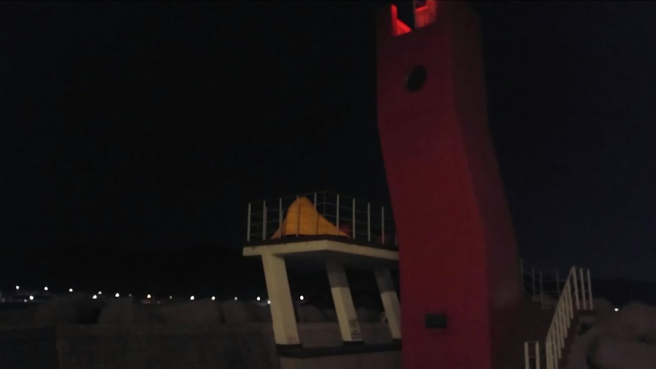 이제 다시는 경험 할 수 없는 옛 추억이 되어 버린....   점심 때 대구탕을 먹었는데 첨으로 엄니표 대구탕을 가지고 이천리 아지트를 갔던 이날의 기억이 갑자기 떠올랐었다!!! 