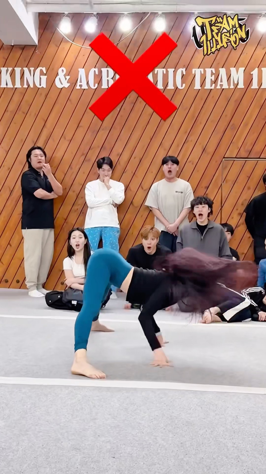 다리벌려 구르기⁉️? Rolling Challenge