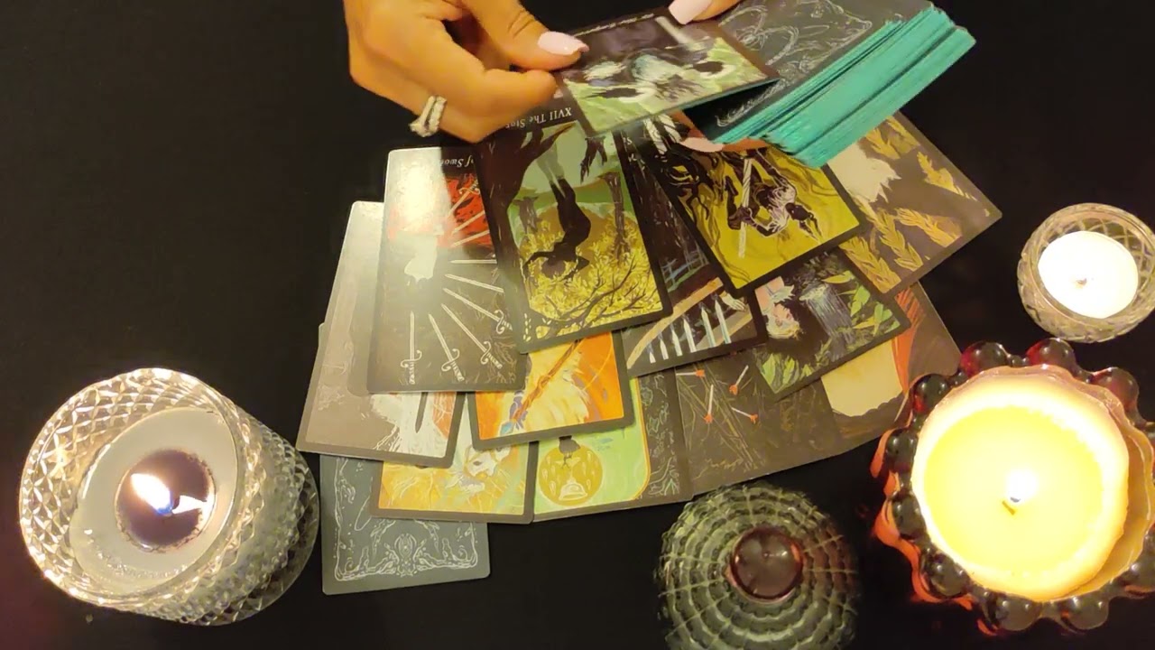 🎯 טארוט ❤️🍓מה הוא מרגיש אלייך היום 🍓❤️054-6087943