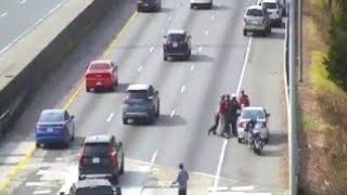 [WTF] Criminal Fights With Norfolk PD Officer As Good Samaritans Intervene (with NPD/VSP Audio) - VA