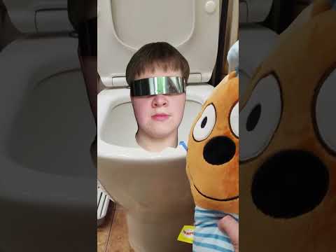 😱 КОМПОТ ПРОБУЕТ ГРИМАС ШЕЙК | ИСТОРИЯ ТРИ КОТА И РАДУЖНЫЕ ДРУЗЬЯ GRIMACE SHAKE #shorts #трикота