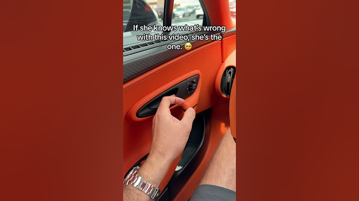 $5 she doesn’t notice… 🤦🏻‍♂️ #bugatti #chiron #supersport #hypercars #supercars