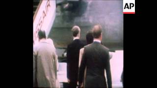 SYND 3 11 76 IAN SMITH LEAVES GENEVA AND NKOMO GIVES STATEMENT