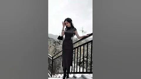 Beautiful Girl Street Fashion | Ep 2533#shorts #beautifulgirl #streetfashion #chinesefashion #beauty