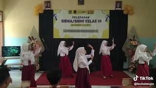 Ini vidio untuk perpisahan ya guiis aku pilih no ini karena bagus banget