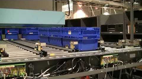 Conveyor Tray Staging and Buffering Lanes