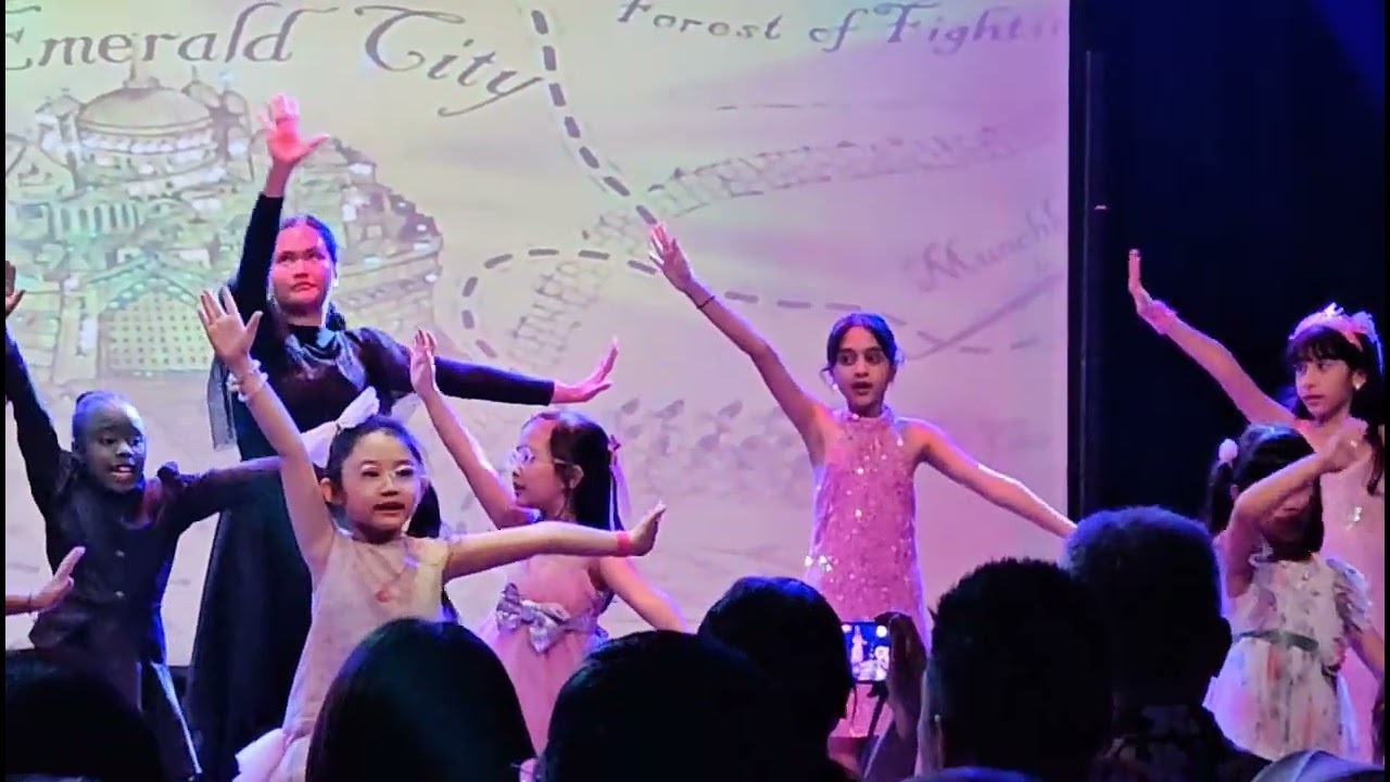 Broadway Dreams! My Glinda Performance in One Short Day 🌟