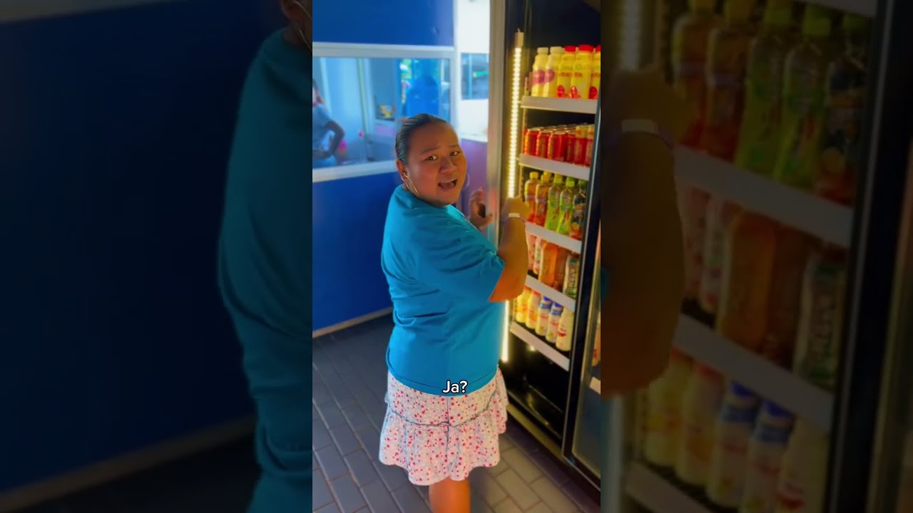 Mosez : Eerste dag vandaag als vakantie Jobber met Tante Shenice bij TianYou AquaFun🥳🥳