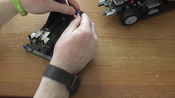 Building Lego Technic Mack Anthem SET 42078 PART