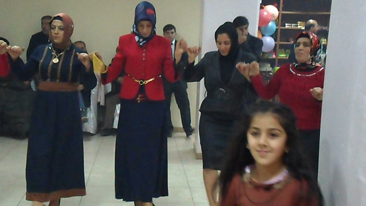 KARS HALAY BAKBAK AİLESİ DÜĞÜNÜ Videoyu Beğenmeyi Kanalıma Abone Olmayı UNUTMAYIN!