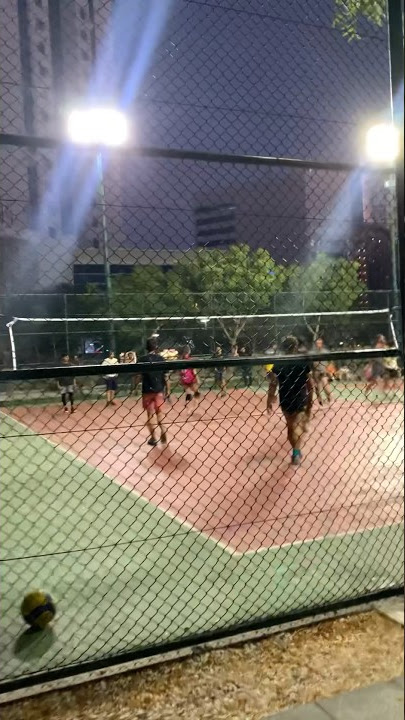ladyboy playing volleyball🤩