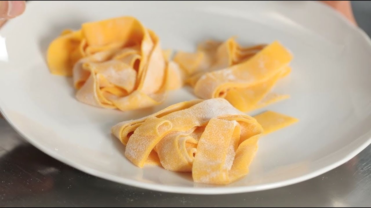 Pappardelle: ecco come si fanno - YouTube