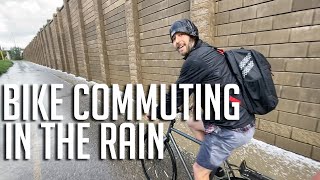 What to wear in the rain on your bike commute (and what not to wear!)