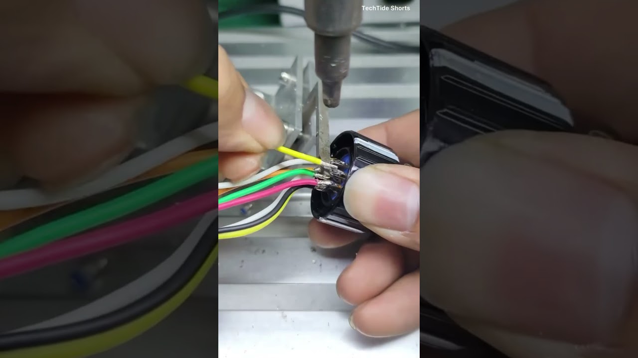 Automatic Wire Soldering: Precision and Speed in Action! 🔥 