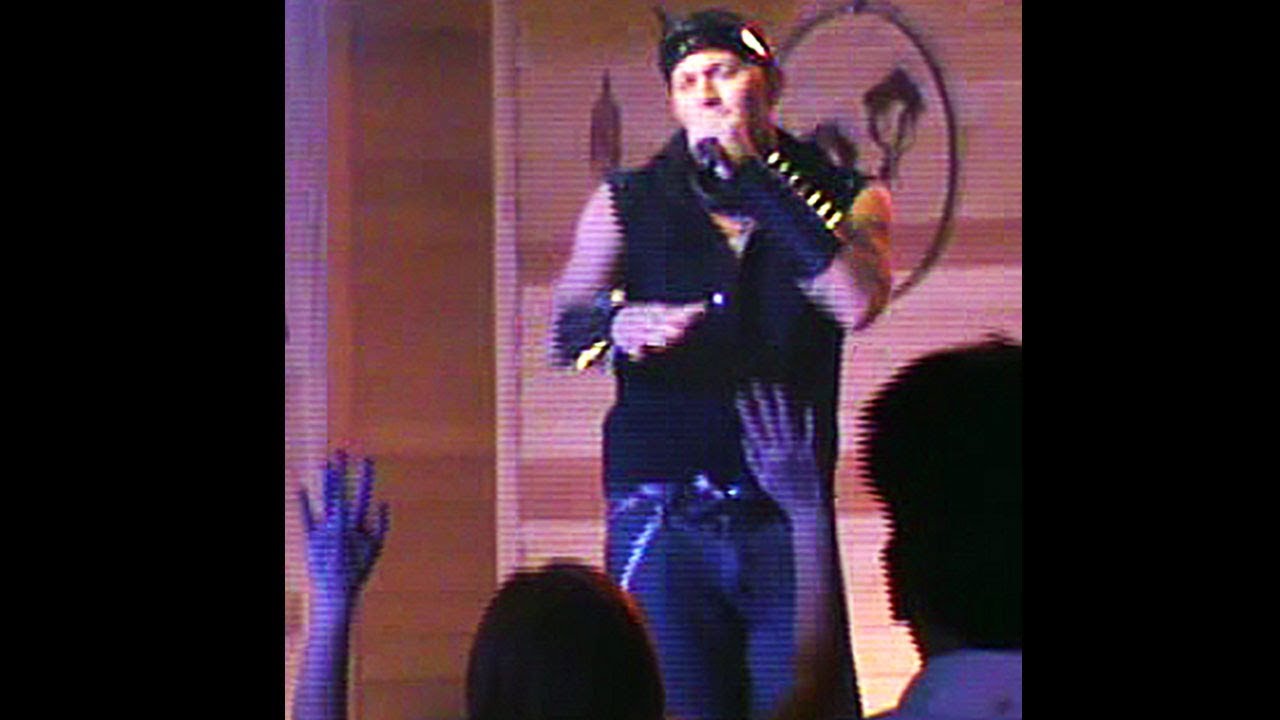 Karaoke Gilley's (Young MC "Bust A Move") 🎤 😎 YouTube