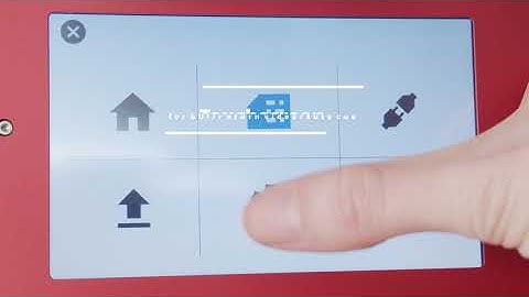 TrolleyLive; a professional studio in a box solution with camera, screen, SIM cards, remote control