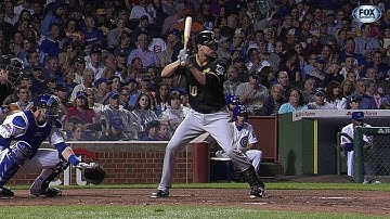 PIT@CHC: Mercer lifts a shot to the left-field stands