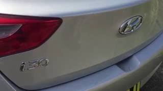 Where is the OBD Port Located in the 2014 Hyundai i30 Right Hand Drive?