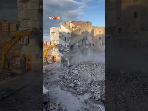 سقوط منزل بالمدينة القديمة درب المعيزي المدينة القديمة هدم المنازل هدم المدينة القديمة