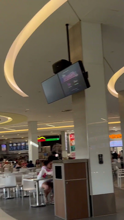 Food Court
