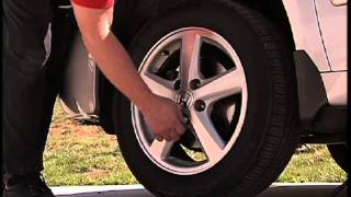 How to Change A Flat Tire - Advance Auto Parts