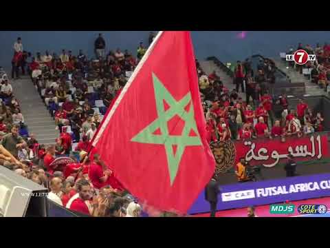 With enthusiasm and chants, Moroccan fans ignite the stands at the futsal final against Angola.
