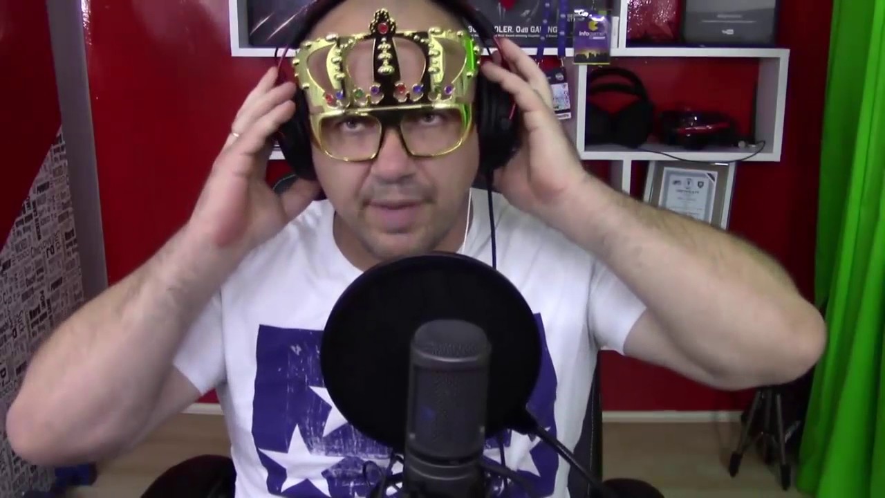 ODE MIKROFON !! | Smesni momenti , rage - MudjaCale #7