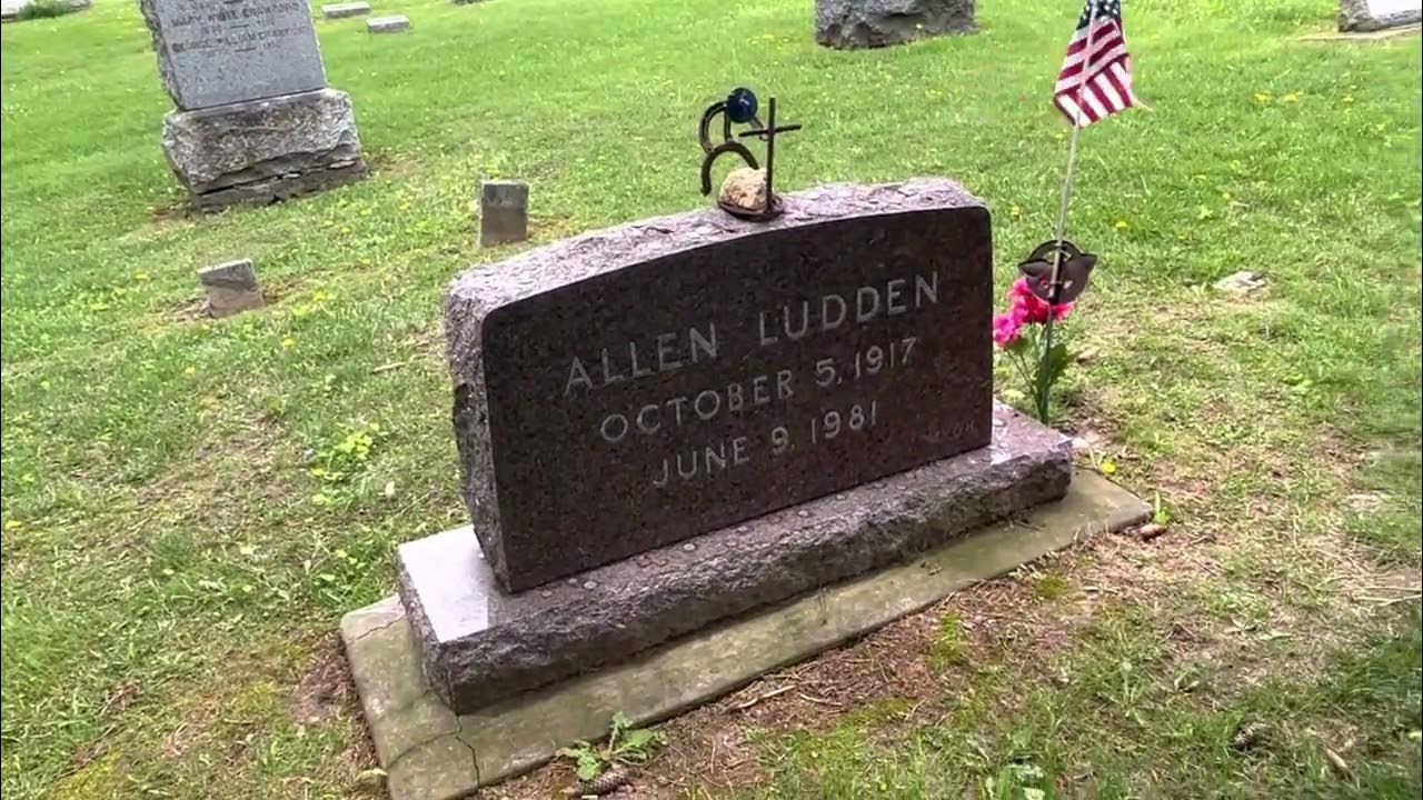 The Gravesite of Allen Ludden in Mineral Point, WI YouTube