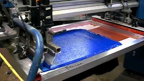 SIMULATED PROCESS SCREEN PRINT WITH DISCHARGE UNDER BASE