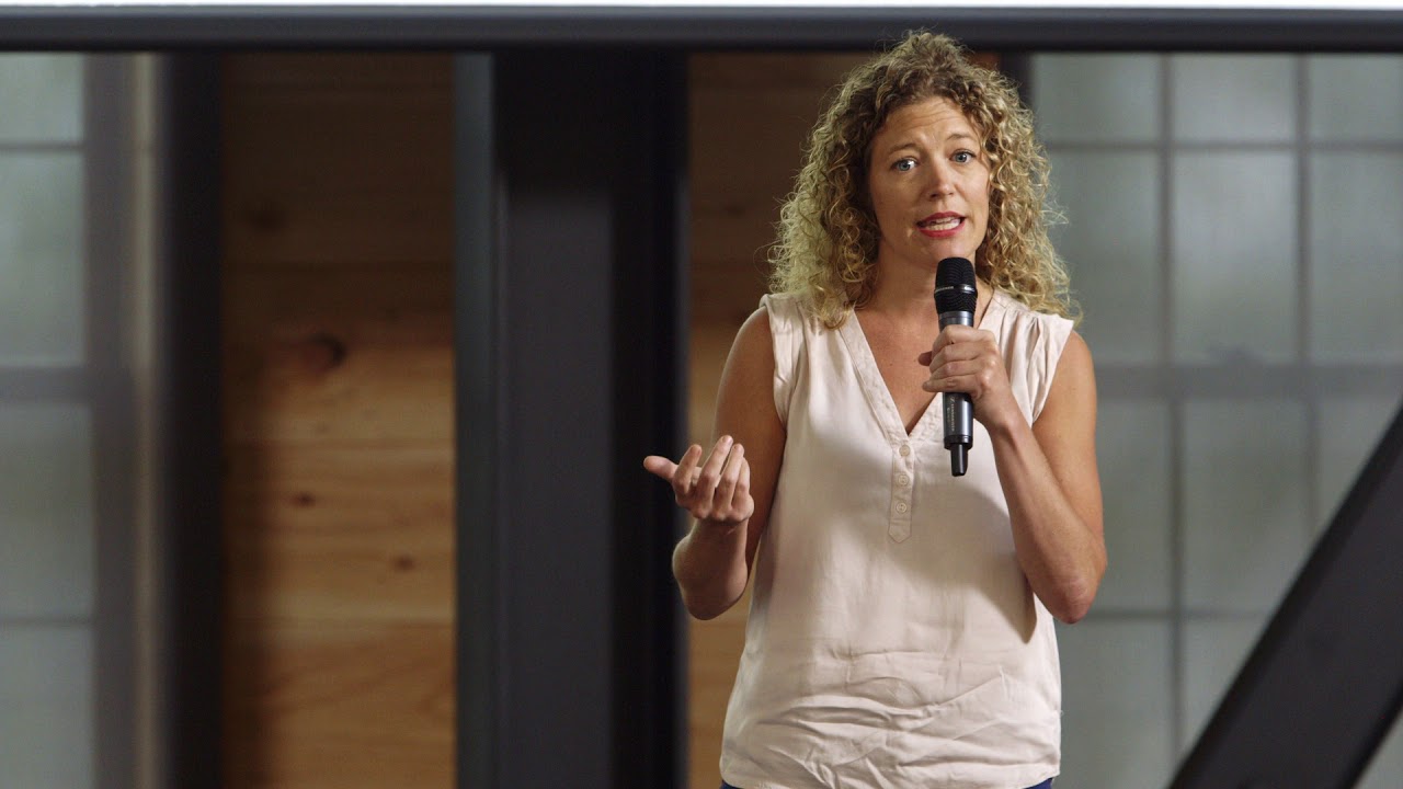 Jill Keuhler of Freeland Spirits presents at the Angel Food Conference 2019