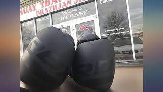 RDX Boxing Gloves for Training Muay Thai Maya Hide Leather Noir Gloves for review