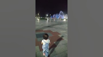 Cùng Bắp đi công viên ngắm nhạc nước nào!