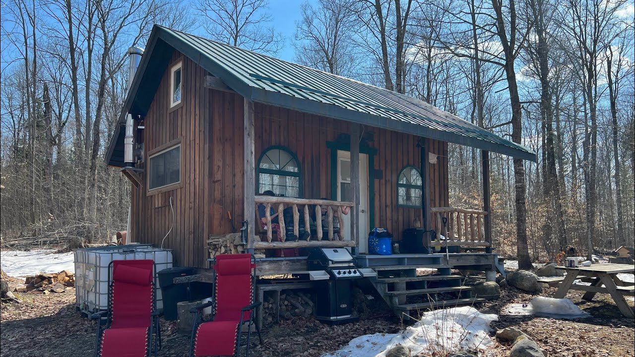 Off grid Tiny Home in the woods - YouTube