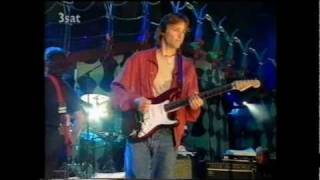 Roger Waters - Guitar Legends Festival 1991 (TV)- Happiest Days-Another Brick In the Wall 2