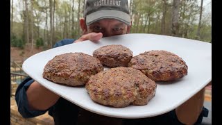 How To Make Burgers in 15 Minutes | Masterbuilt Gravity Series 560
