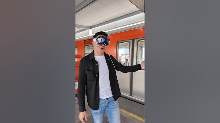 I rode the subway with the Apple Vision Pro #apple #mexico #tech #technology #challenge