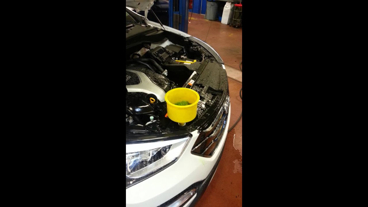 Hyundai Santa Fe VERY HOT overheating boiling over YouTube