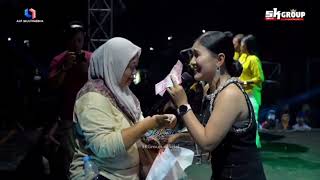 Download Lagu Maha Cinta Cover Vela Zaladara Featuring SK Group  MP3