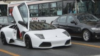 爆走するランボルギーニ・ムルシエラゴ。Murciélago which lets an