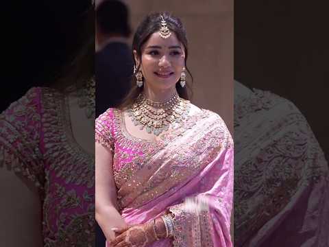 भाई अर्जुन की शादी में सारा तेंदुलकर ने मनीष मल्होत्रा की 5 करोड़ की गुलाबी साड़ी पहनी#saratendulkar