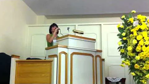 Tina Mancuso singing Amazing Grace