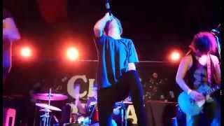 Chasing Utopia - Story of Our Hearts, Live from Planet Trog