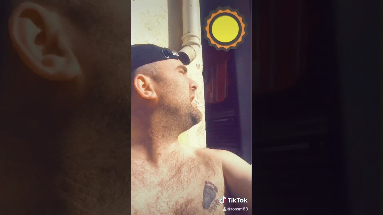 Fucking Hell it’s Hot - Mo The Comedian aka Mo Gillian