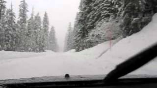 Driving through the Santiam Pass TONS OF SNOW