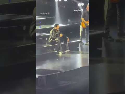 Lionel Richie Cuts Concert Short After Falling Ill During First Night Of Tour