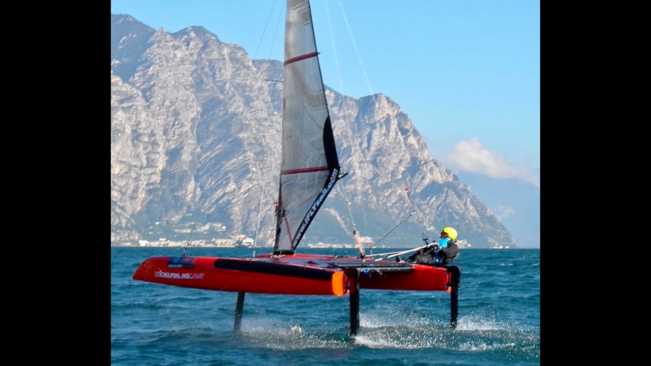 Foilen, das neue Segeln im Stickl Foiling Camp Malcesine