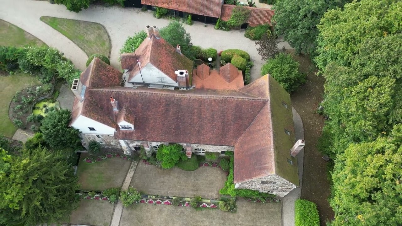 Beeleigh Abbey Gardens