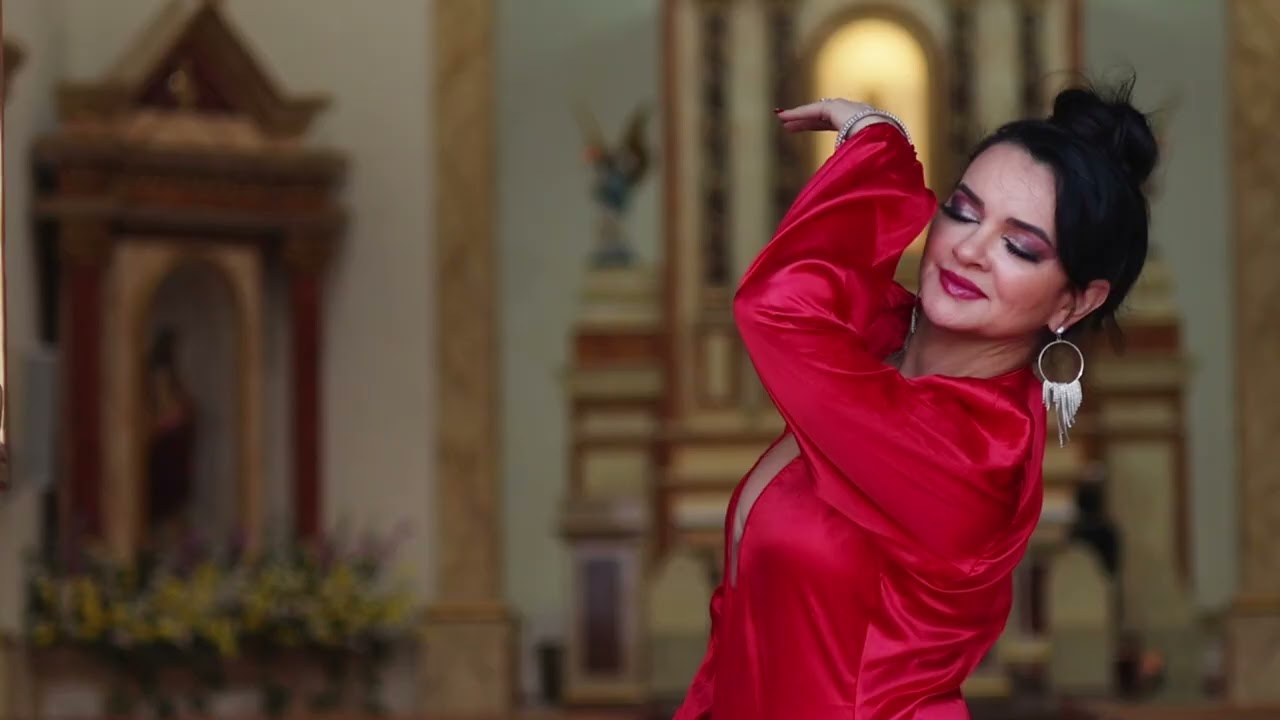 This video is a poetic crossing of time, body, and memory.